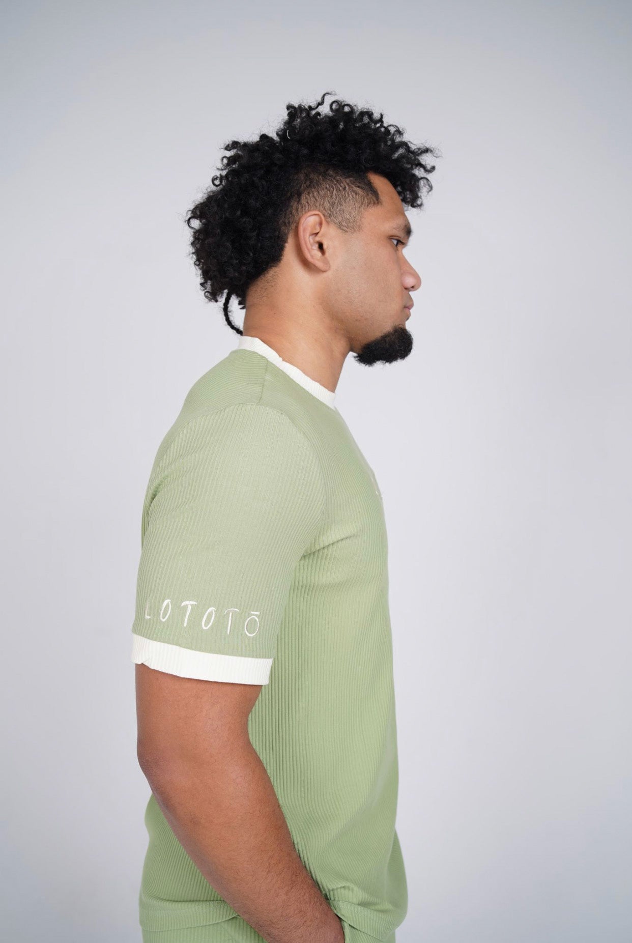 Shirt - LOTOTŌ (Humility)